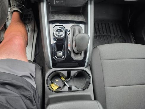 Used 2023 Chevrolet Colorado Trail Boss w/ LPO, Dark Essentials Package AWD/4WD image 21
