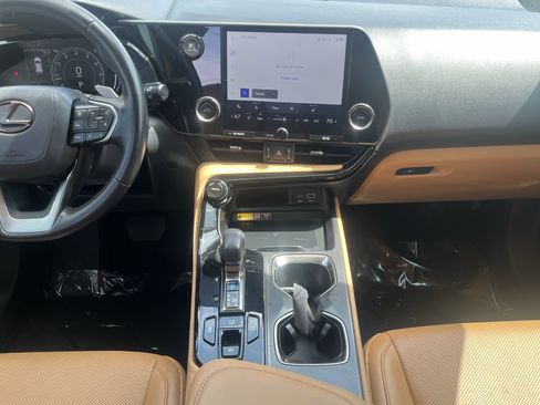 Used 2025 Lexus NX 250 FWD w/ Cold Area Package image 26