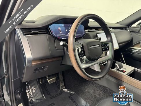 Used 2025 Land Rover Range Rover Autobiography AWD/4WD image 12