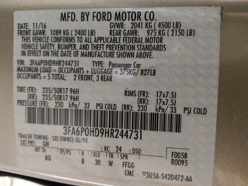 Used 2017 Ford Fusion SE w/ Fusion SE Technology Package FWD image 33