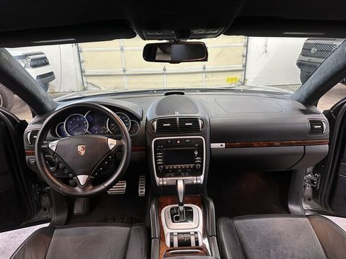 Used 2009 Porsche Cayenne GTS AWD/4WD image 15