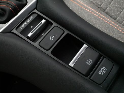 Certified 2026 Honda HR-V Sport image 25