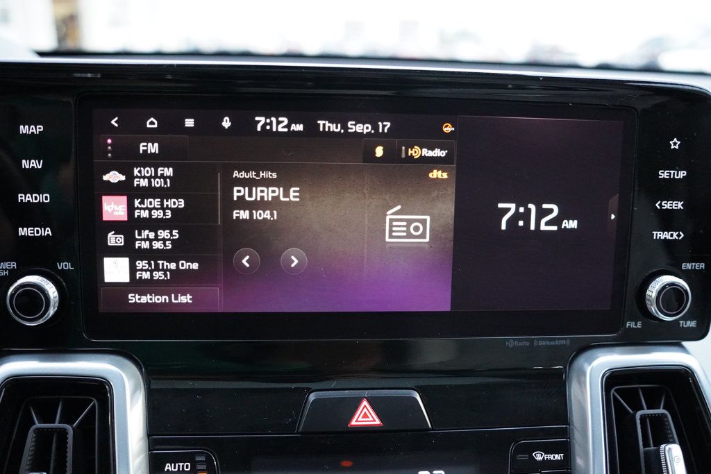 Used 2023 Kia Sorento SX AWD/4WD image 28