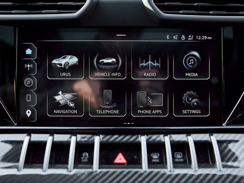 Used 2024 Lamborghini Urus Performante AWD/4WD image 80