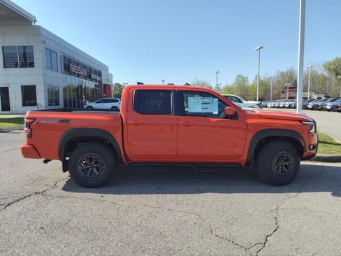 Certified 2025 Nissan Frontier PRO-4X w/ Pro Convenience Package AWD/4WD image 2