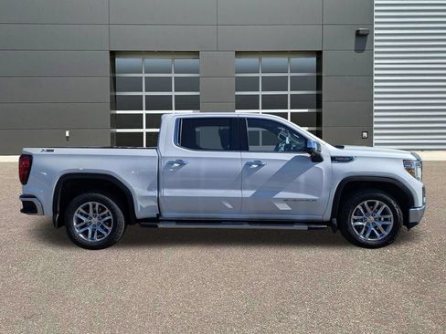 Used 2021 GMC Sierra 1500 SLT w/ SLT Premium Package AWD/4WD image 4