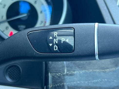 Used 2015 Mercedes-Benz E 350 4MATIC Sedan image 26