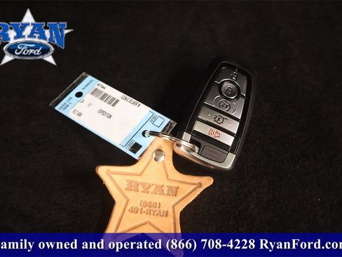 Used 2024 Ford Expedition XLT image 38