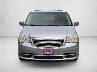 Used 2014 Chrysler Town & Country Touring FWD video 2