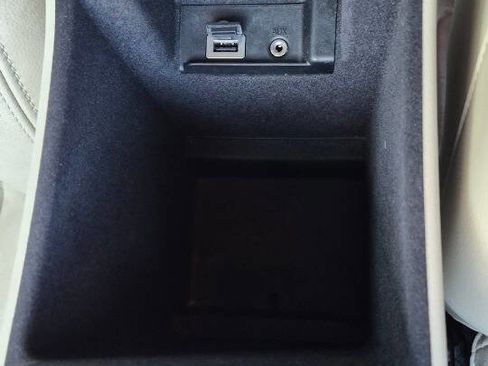 Used 2015 Volvo V60 T5 Premier image 39