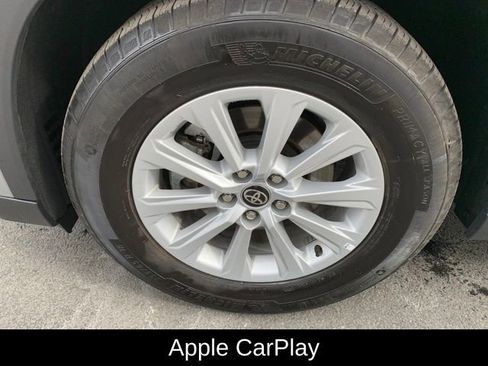 Used 2025 Toyota Grand Highlander XLE image 10