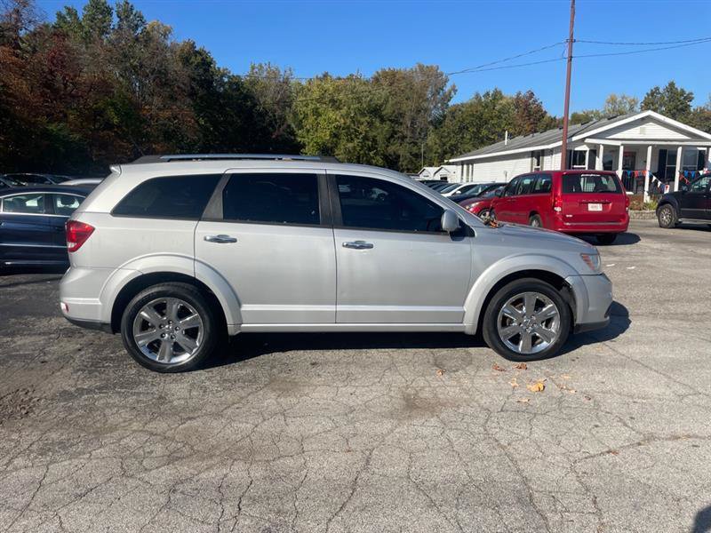 Used 2011 Dodge Journey R/T w/ Trailer Tow Prep Group AWD/4WD image 4