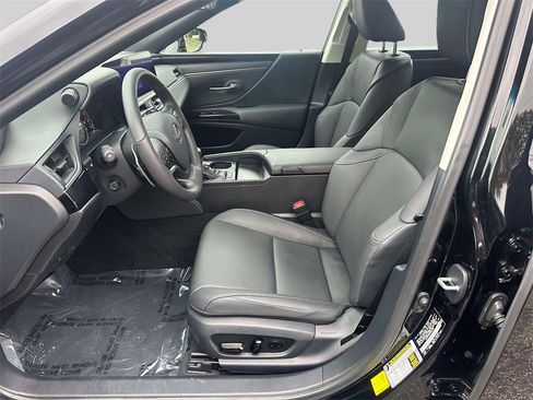 Certified 2023 Lexus ES 350 w/ Premium Package image 14