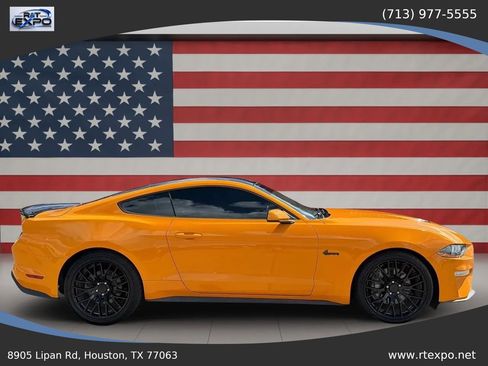 Used 2019 Ford Mustang GT w/ Equipment Group 301A RWD image 9