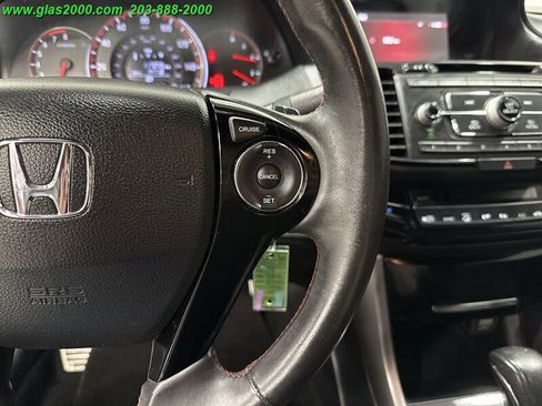 Used 2017 Honda Accord Sport Special Edition image 23