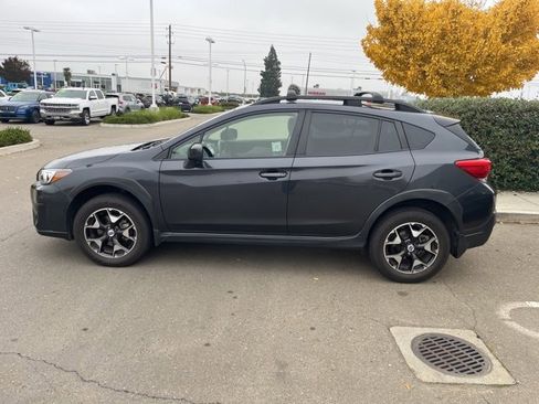 Used 2018 Subaru Crosstrek 2.0i Premium w/ Eyesight System image 8