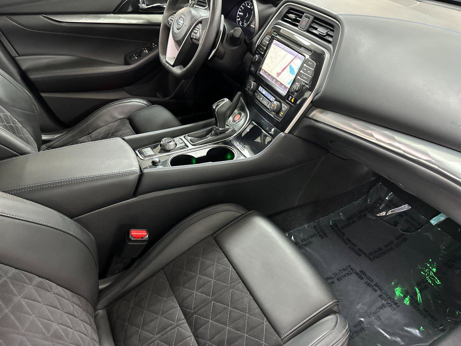 Used 2018 Nissan Maxima SR w/ Interior Lighting Package FWD image 14
