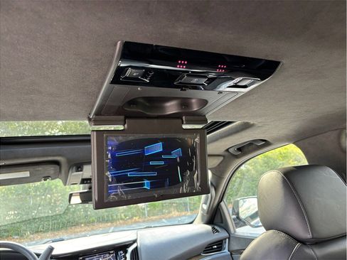 Used 2020 Cadillac Escalade Platinum AWD/4WD image 47