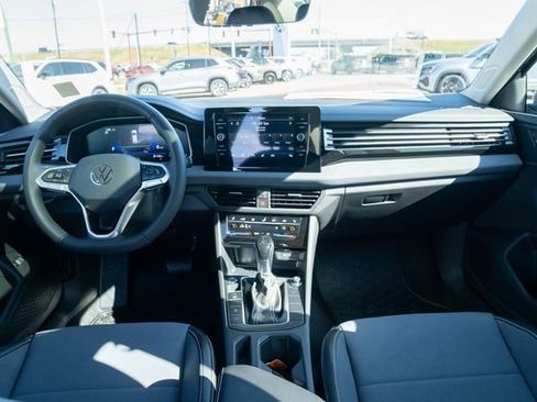 New 2026 Volkswagen Jetta SE image 29