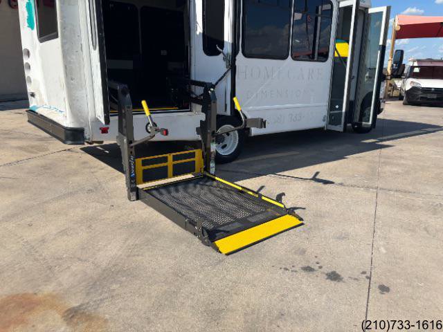 Used 2018 Ford E-350 and Econoline 350 Super Duty w/ Shuttle Bus Prep Package RWD image 23