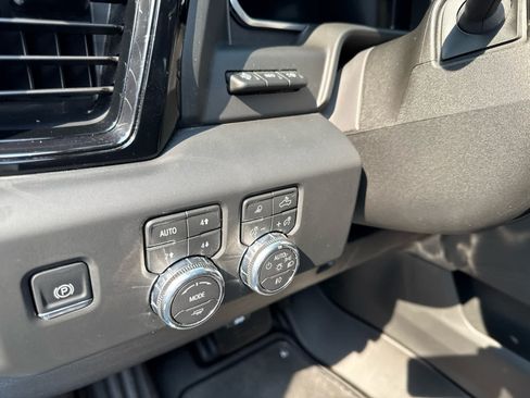 Used 2026 GMC Sierra 3500 AT4 w/ AT4 Premium Plus Package AWD/4WD image 20