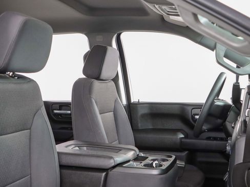 Used 2024 Chevrolet Silverado 2500 Custom image 27