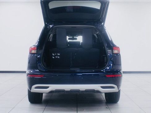 Used 2023 Mitsubishi Outlander SEL image 7