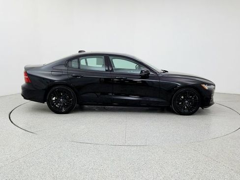 Used 2023 Volvo S60 B5 Plus w/ Climate Package image 4