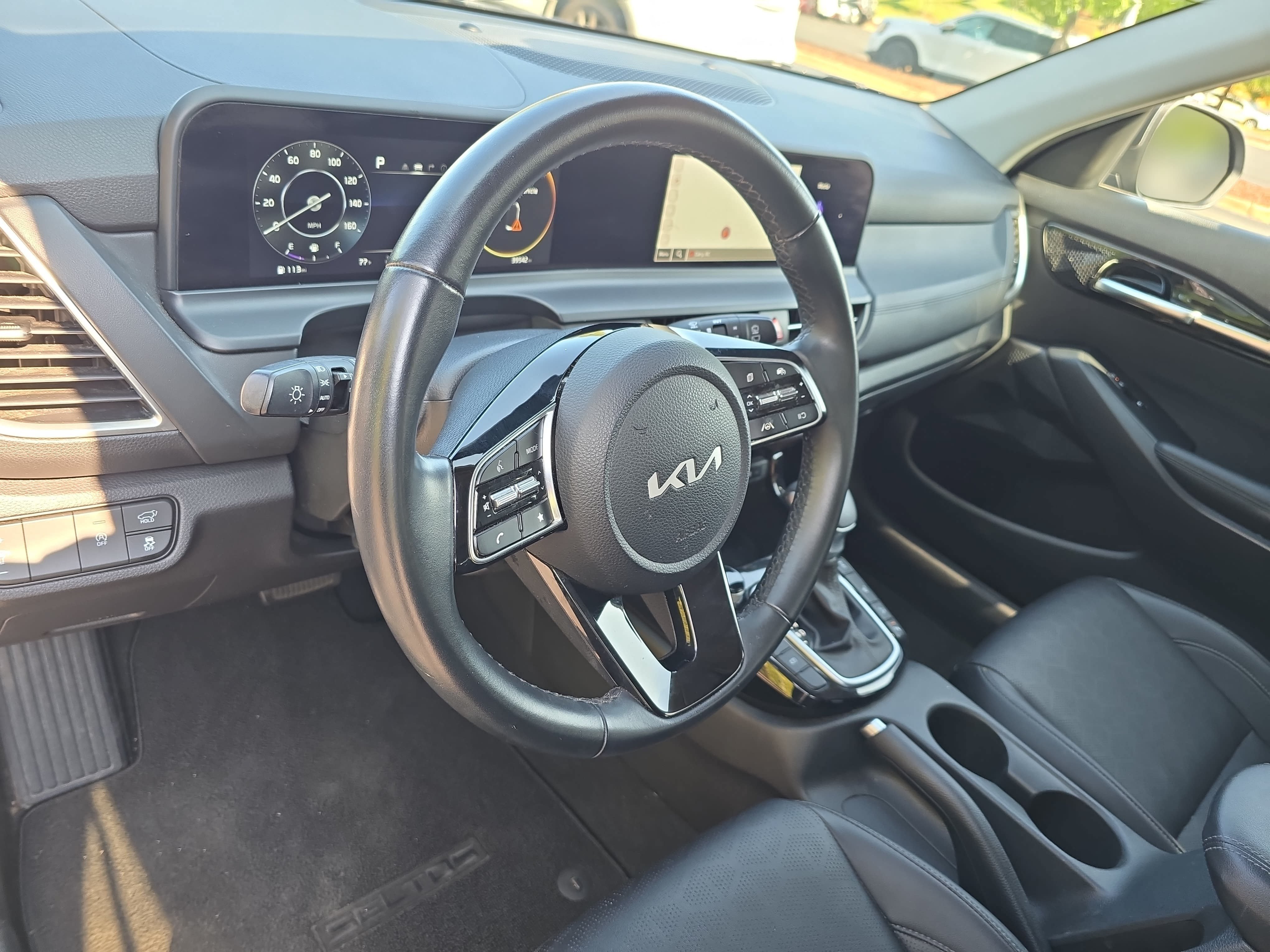 Used 2025 Kia Seltos EX w/ EX Sunroof Package AWD/4WD image 16