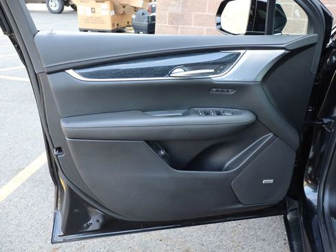 Used 2024 Cadillac XT5 Premium Luxury w/ LPO, Floor Liner Package AWD/4WD image 10