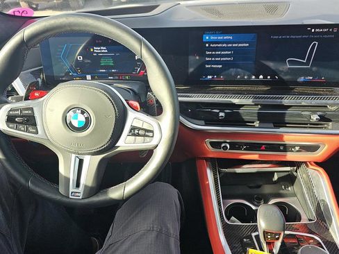 Used 2025 BMW X6 M Competition w/ Executive Package image 4