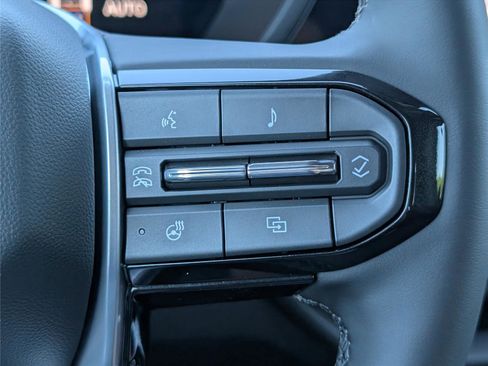New 2026 Chevrolet Colorado Trail Boss AWD/4WD image 23