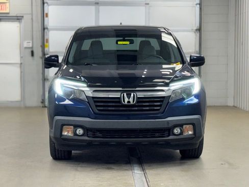 Used 2017 Honda Ridgeline RTL-T image 2