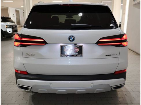 Used 2026 BMW X5 xDrive50e w/ Premium Package AWD/4WD image 6