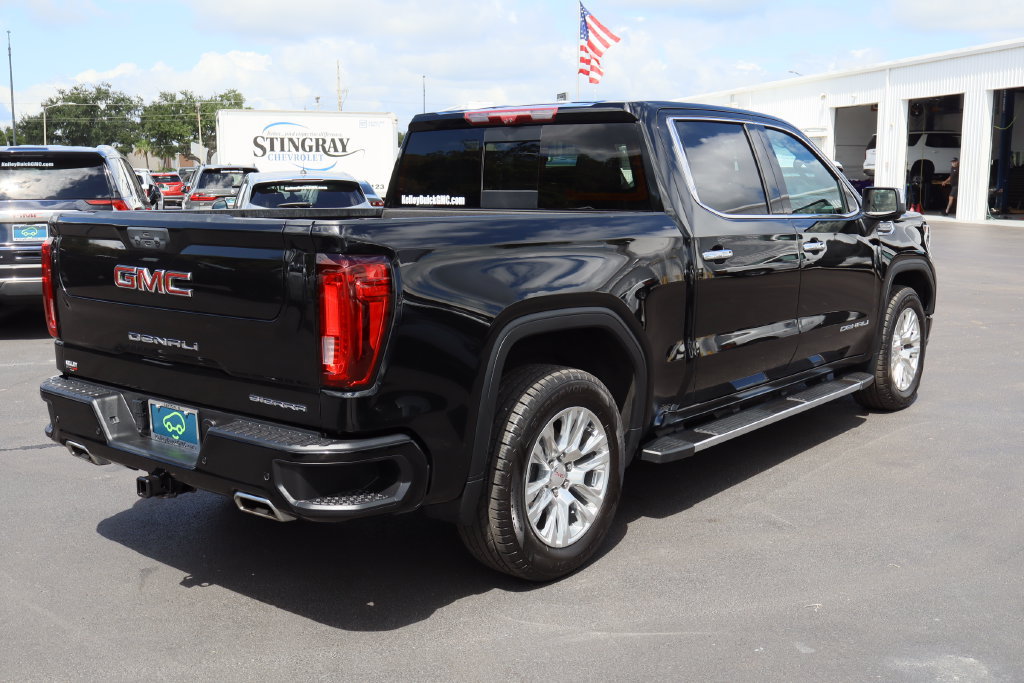 Certified 2023 GMC Sierra 1500 Denali w/ Technology Package AWD/4WD image 9