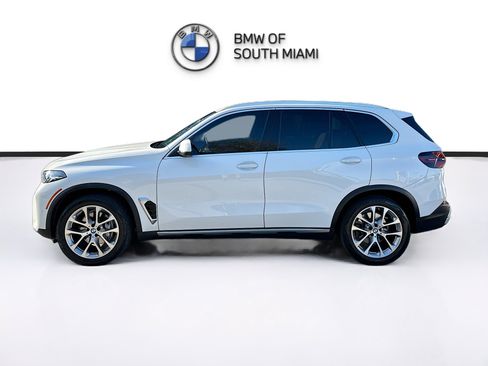 Certified 2024 BMW X5 sDrive40i image 4