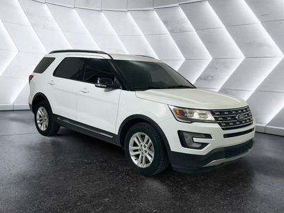 Used 2016 Ford Explorer XLT