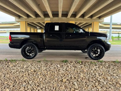 Used 2019 RAM 1500 Lone Star RWD image 2