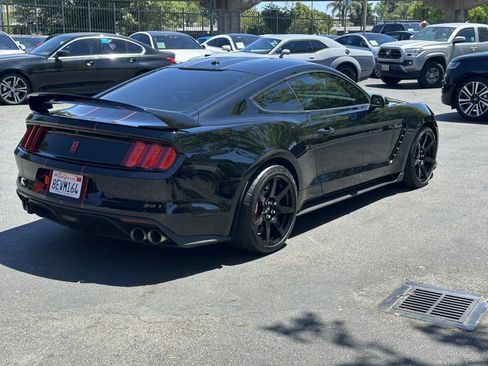 Used 2018 Ford Mustang Shelby GT350R w/ GT350R Equipment Group 920A RWD image 8
