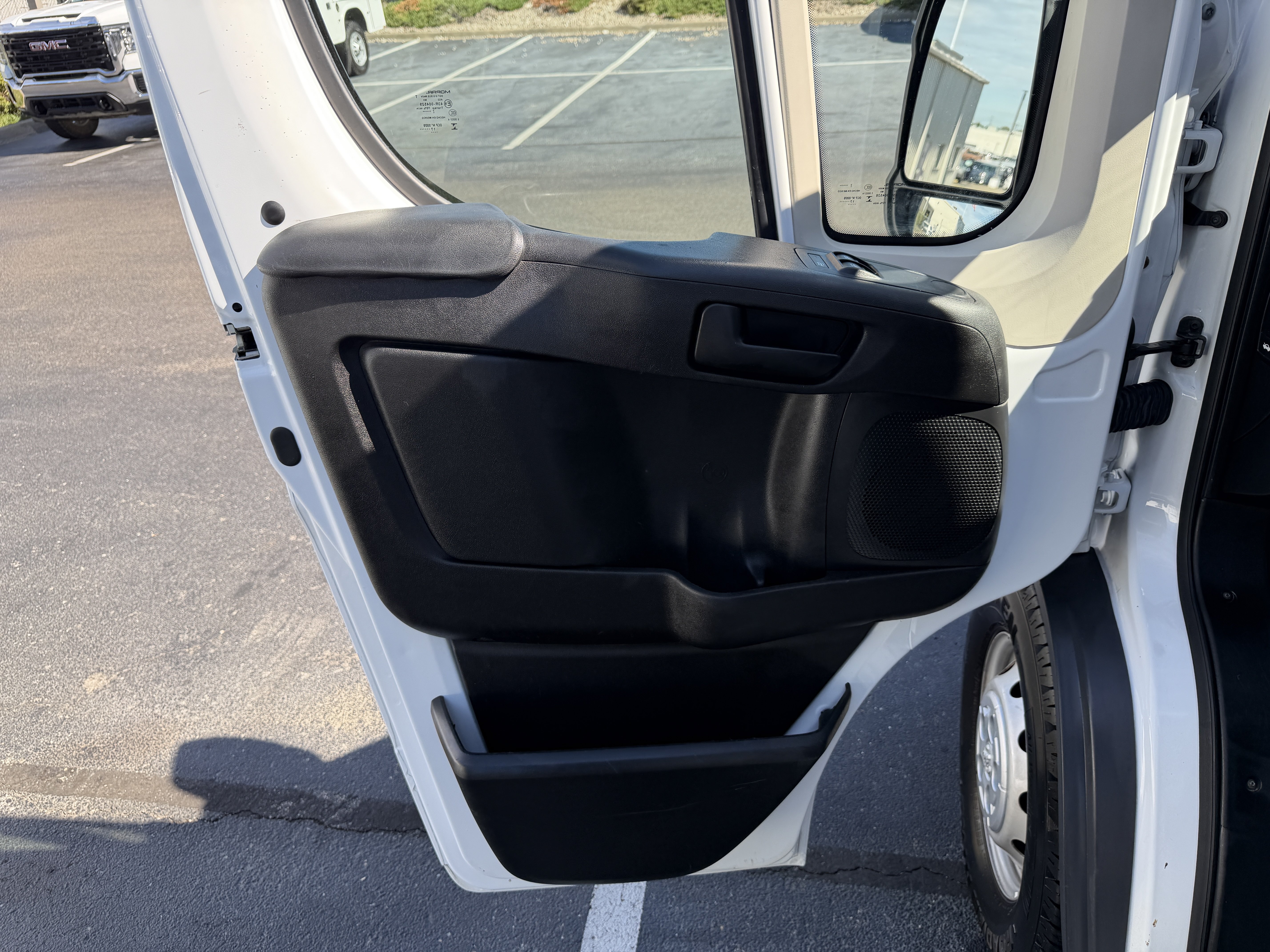 Used 2018 RAM ProMaster 1500 FWD image 9
