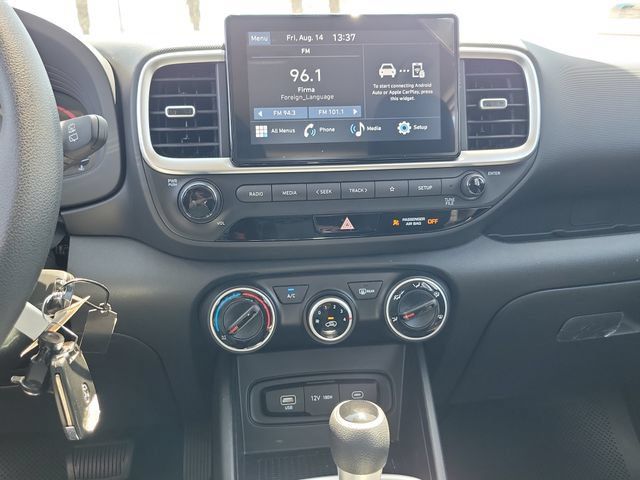 Certified 2026 Hyundai Venue SE FWD image 14