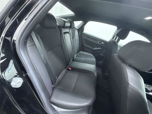 Used 2025 Honda Civic Sport image 28