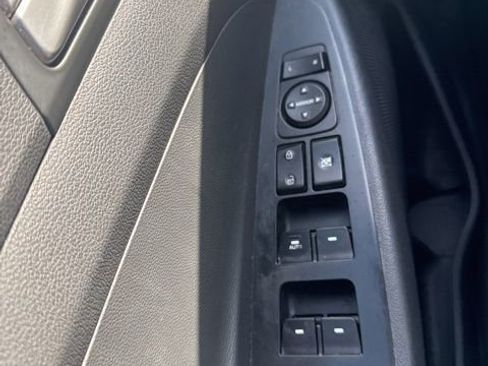 Used 2019 Hyundai Tucson Value image 23