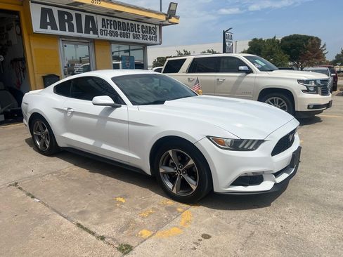 Used 2016 Ford Mustang Coupe w/ Equipment Group 051A RWD image 1