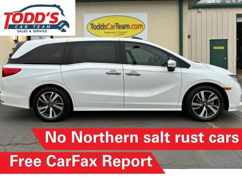 Used 2021 Honda Odyssey Touring image 2