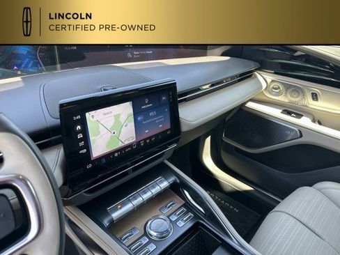 Used 2025 Lincoln Nautilus Reserve AWD/4WD image 20