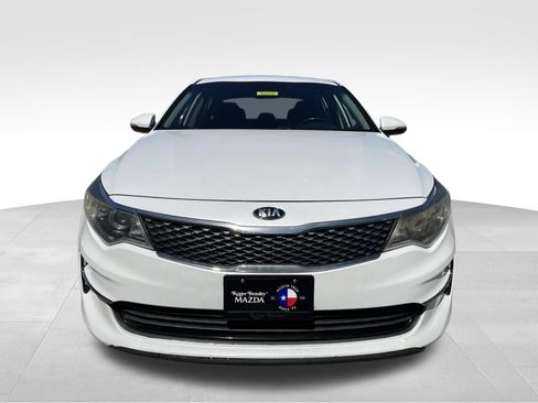 Used 2016 Kia Optima EX FWD image 2
