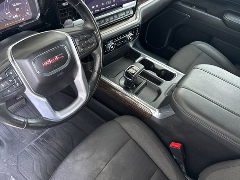 Used 2023 GMC Sierra 1500 Elevation image 10