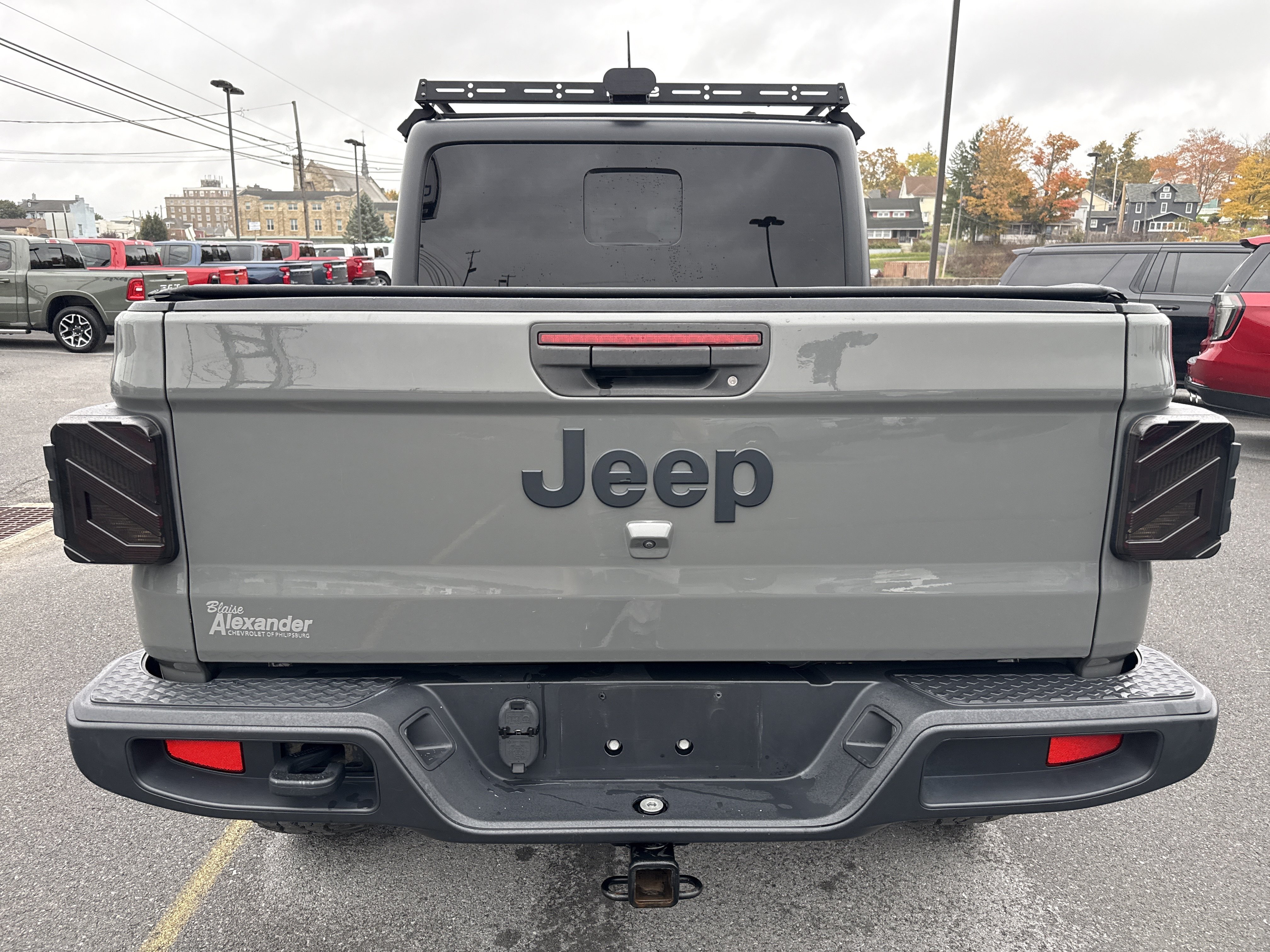 Used 2020 Jeep Gladiator Sport AWD/4WD image 16