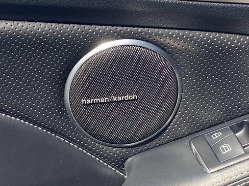 Used 2014 Mercedes-Benz SLK 350 image 18